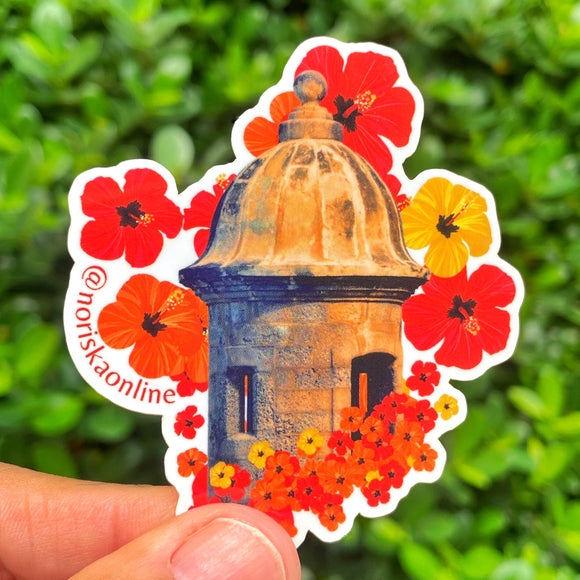 Sticker con la garita de nuestro Viejo San Juanen  Puerto Rico. Diseñado en Puerto Rico por mujer empresaria. Boricua sticker of El Morro. Designed in Puerto Rico by a woman entrepeneur.