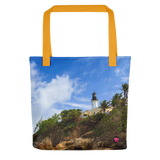 cartera con uno de los tradicionales edificios de Puerto Rico: sus faros.
