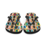Chancletas (flip flops) con las ventanas estilo colonial de nuestra ciudad del Viejo San Juan, Puerto Rico