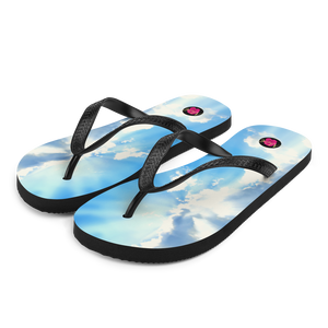 "Chancletas" para en tu vida diara y verano con las imágenes del hermoso cielo de Puerto Rico: el cielo de mediodía.